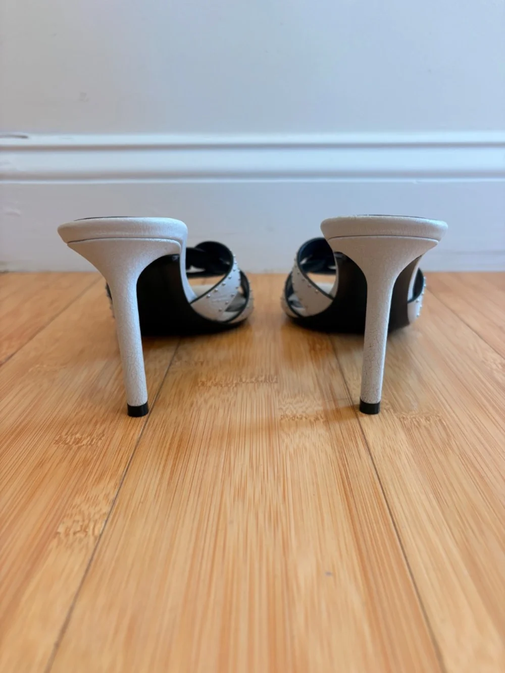 Saint Laurent Tribute 85 White studded size 37 - Picture 5 of 5